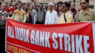 The Political Economy of Banking Failure and the Design of Selling Out of PSBs Under Modi Regime